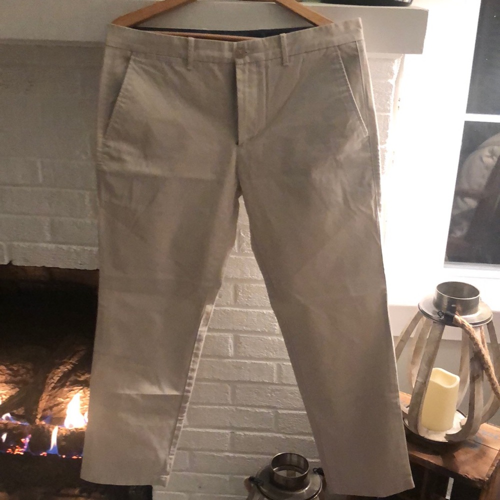 Gap 34x30 Slim Fit Khakis